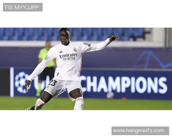 奥希金斯与伊基克的激烈对决揭示了足球的无穷魅力与竞争精神